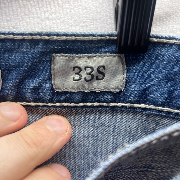 BKE Buckle Tyler Straight Leg Jeans Mens 33S Short Blue Denim Distressed 1938 - Picture 3 of 11